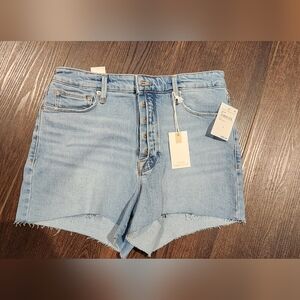Good American Bombshell Denim Shorts